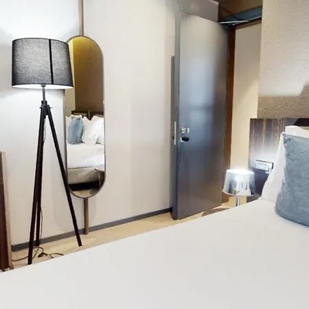 Отель Vitruvio 3*