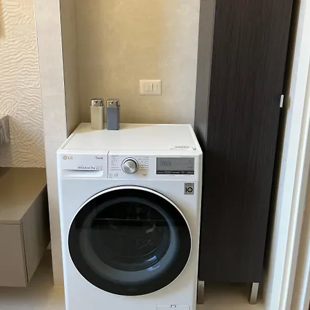 Lattanzio Charming - Porta Romana Mm3 Apartman *