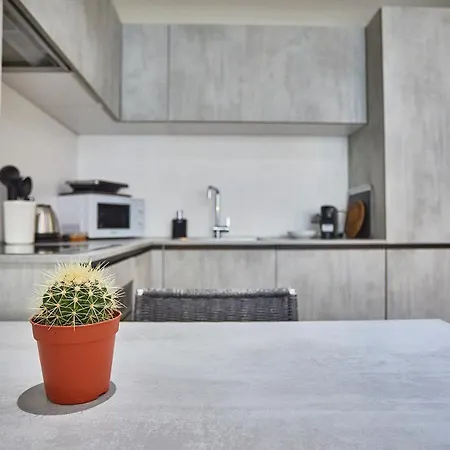 Lägenhet Moderno Trilocale Moscova Brera Milano