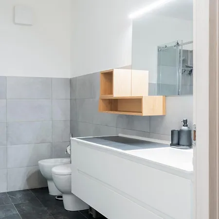 Beautiful In - Duomo 15 Minutes * Mediolan