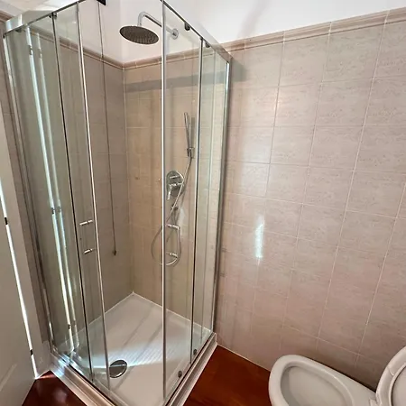 Con 2 Da Letto Navigli + Parcheggio Per 2 Auto * Milan