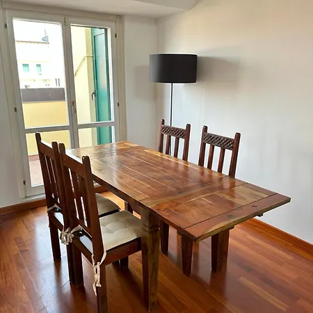 Con 2 Da Letto Navigli + Parcheggio Per 2 Auto Apartment Milan