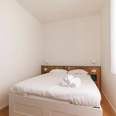 Youhosty - Perego 7 Sx Milano