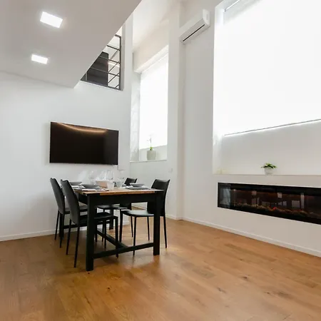 Vivimihome - Alexander *