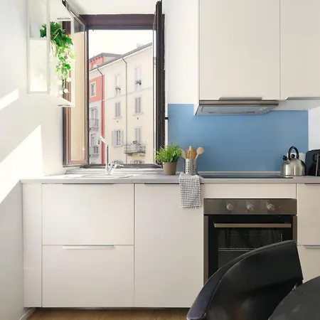 Apartamento Just Urban Stays - Luminoso Trilocale In Centro - Metro M2 E M4 *