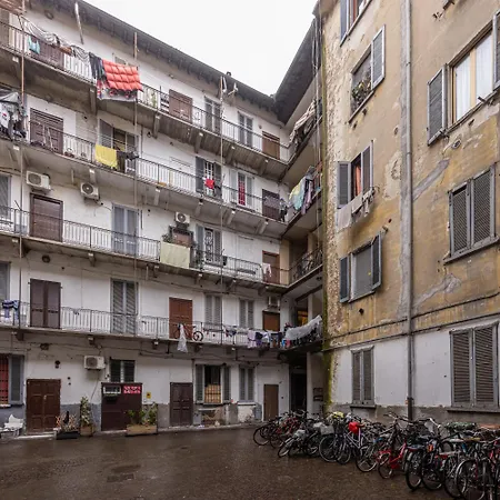 Stylish Monolocale Daire Milano