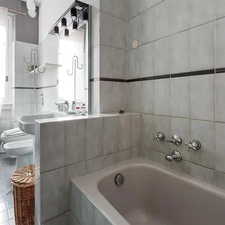 De Angeli M1 - Colorful With Balcony! ميلان