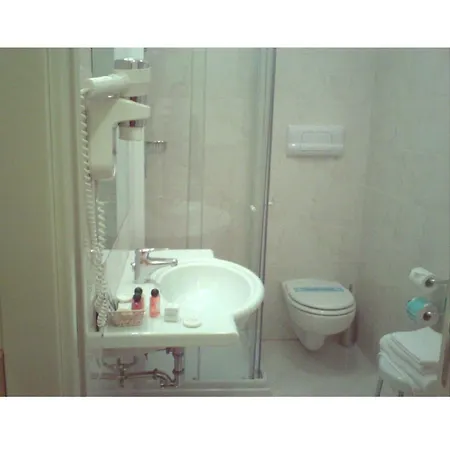 Hotel Cinque Giornate 3*