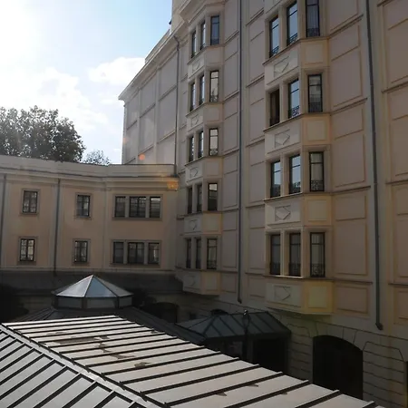 Grand Visconti Palace