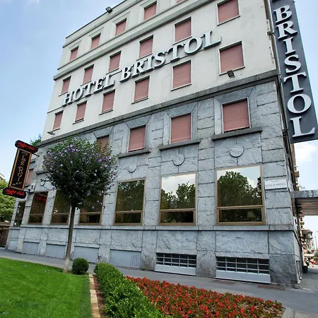 Bristol Милан