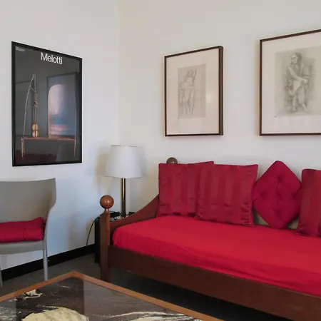 Apart-hotel Domus 4*