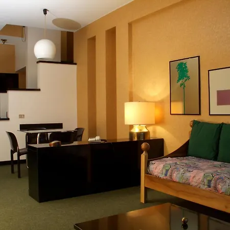 Apart-hotel Domus 4*