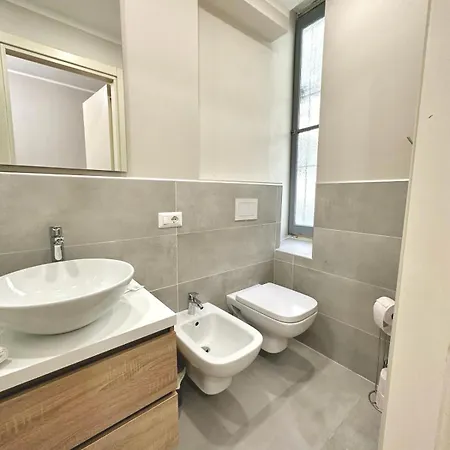 Le14 Duomo-loreto Acomfortable מילאנו