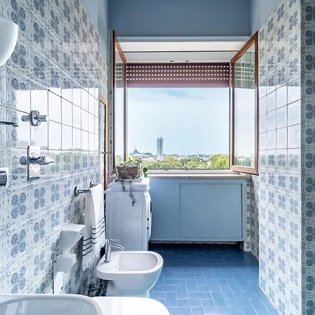 شقة Trilocale Vintage Vicino A Con Vista Panoramica Sul Duomo