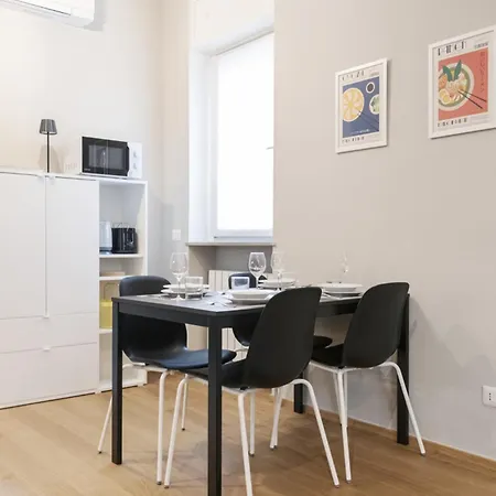 Daire Easylife - - Commenda 25 - Porta Romana