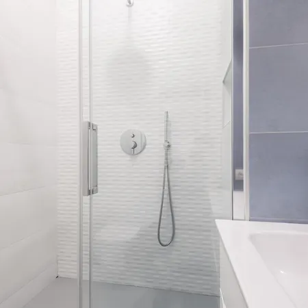 Easylife - - Lazzaro Papi 3 - Porta Romana