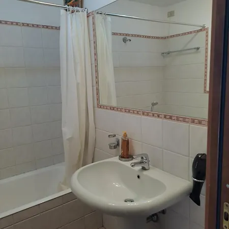 Via Comune Antico * Milánó