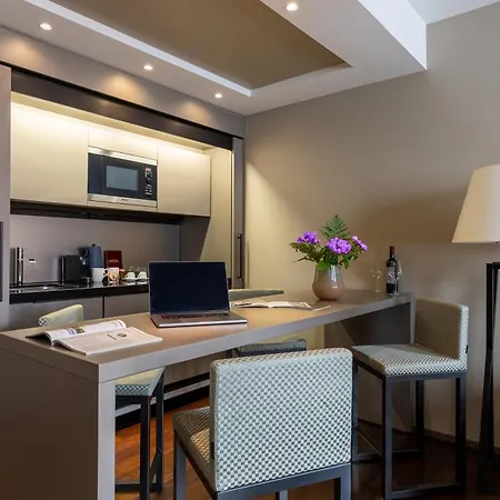 Nj Hotels&apartments San Pietro All'orto 6 * Milano