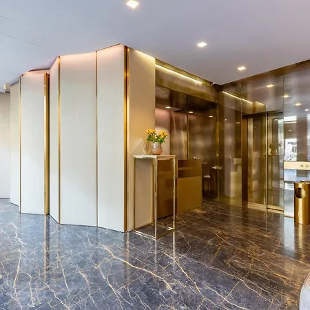 Nj Hotels&apartments San Pietro All'orto 6 Appartamento