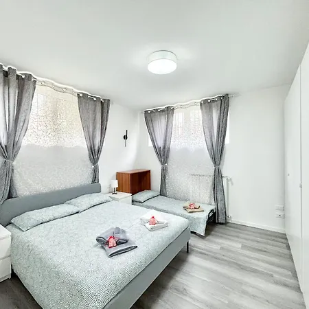 Ampio Bilocale {metro Affori - Ospedale Niguarda} Apartment Mailand
