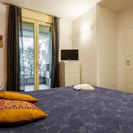 - Luxury Flat Near Duomo * Milan