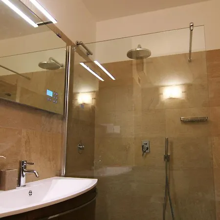Experience Design Bed&show Bed & Breakfast 2*