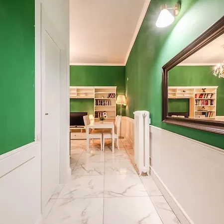 Centrale's Nest - Elegant Close To Station Milán