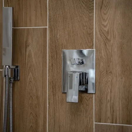 Shortmi Canonica Mediolan