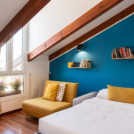 Apartment - Stazione Attico Moderno *