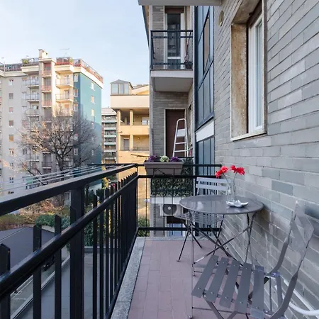 Moderno San Siro * Milano