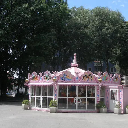 Апартаменты Luminous Stylish Quiet 150m2, Tre Torri *