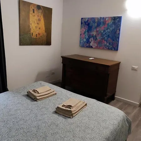 Appartement Navigli-darsena In The Heart Of The Milaan