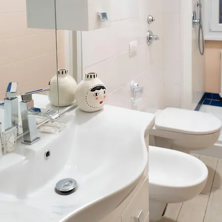 Ag19 Nel Centro Di Mailand