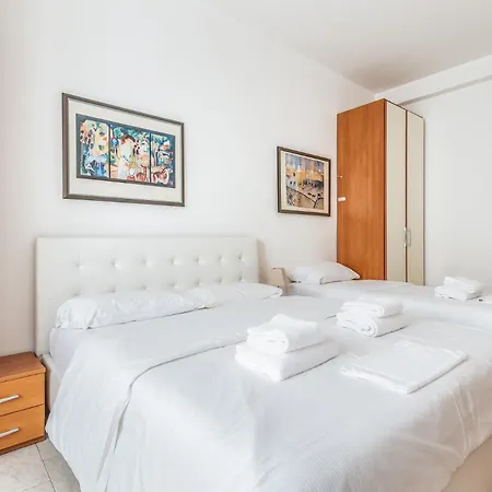 Apartment Comfortable One Bedroom 3 Pax Wifi