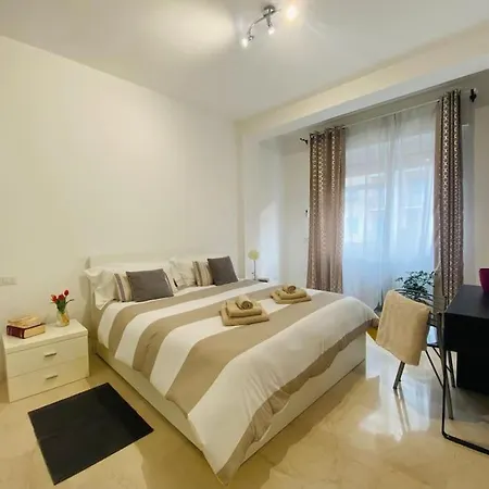 New And Elegant On The Navigli Netflix E *