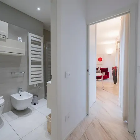 Youhosty - Duomo Apartment