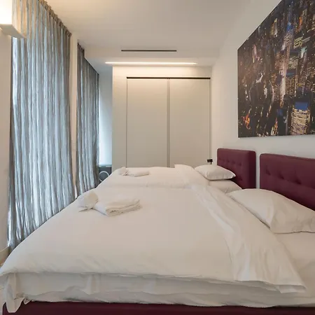 Youhosty - Duomo Apartment