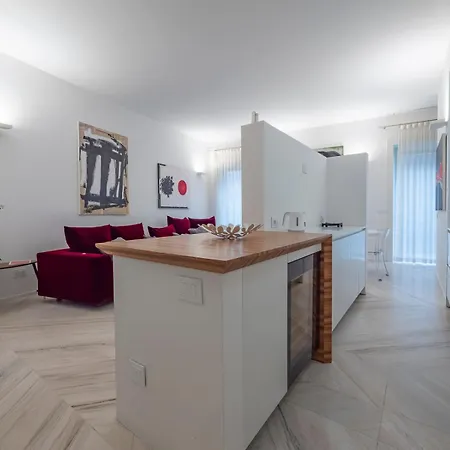 Apartment Youhosty - Duomo