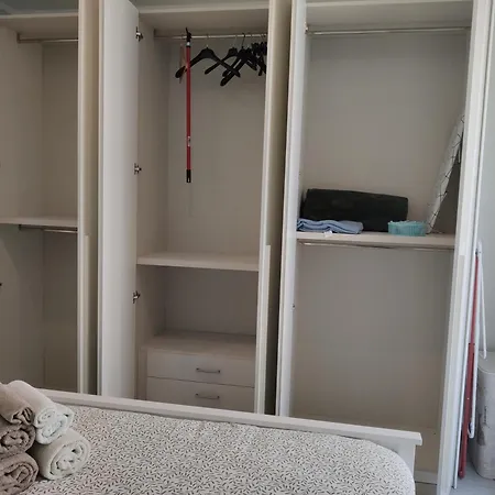 Апартаменты Matthias - - Modern And Cozy Flat, Close To The Metro - 15 Min From Station, Close To San Raffaele *