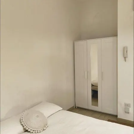Casa Della Famiglia 10 Minuti Da Duomo Di E San Siro Appartamento