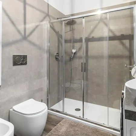 Milanrentals - Asia * Milan