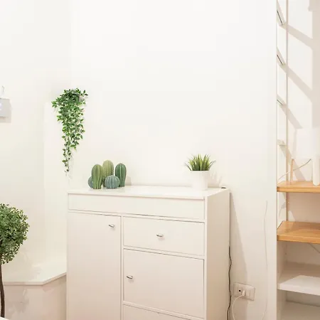 New! Lovely & Friendly In Center B *