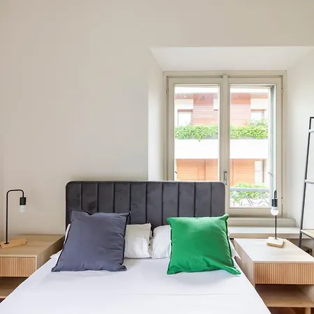 Apartament Piazza Tricolore - Metro Blu Duomo A 10 Min *