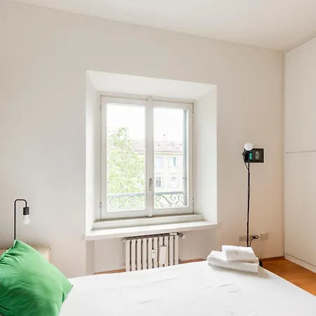 Apartament Piazza Tricolore - Metro Blu Duomo A 10 Min *