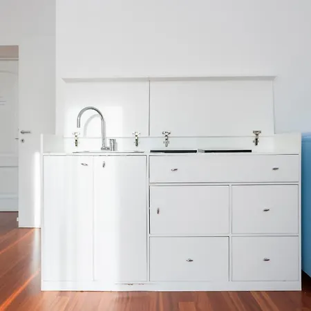 New! Lovely & Friendly In Center A Milano