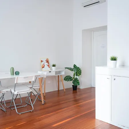 Apartment New! Lovely & Friendly In Center A *