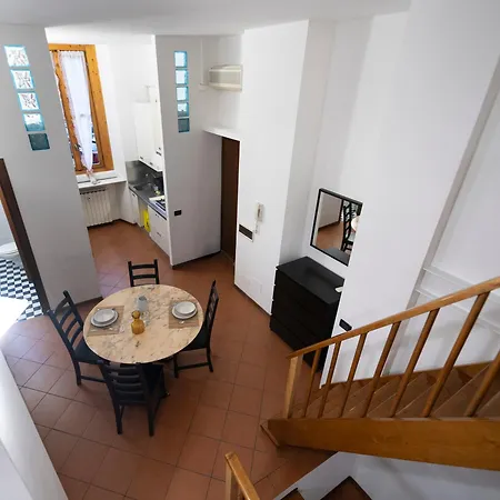 Apartamento Ugo Bassi 23