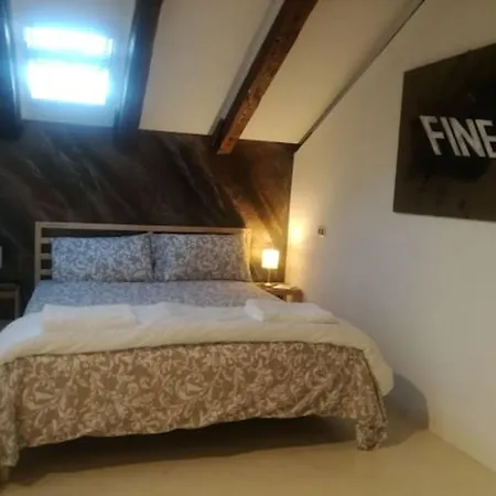 Bilocale Mansardato Zona Corso Buenos Aires Mm1-mm2 Lippi 2 *