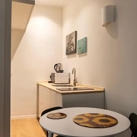 Youhosty - Ticinese 2 Apartment