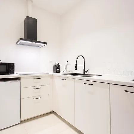 Pindemonte 2_bilo דירה מילאנו